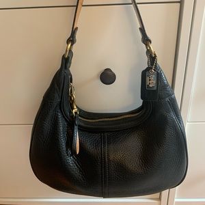 Vintage coach black crescent hobo with gold tag